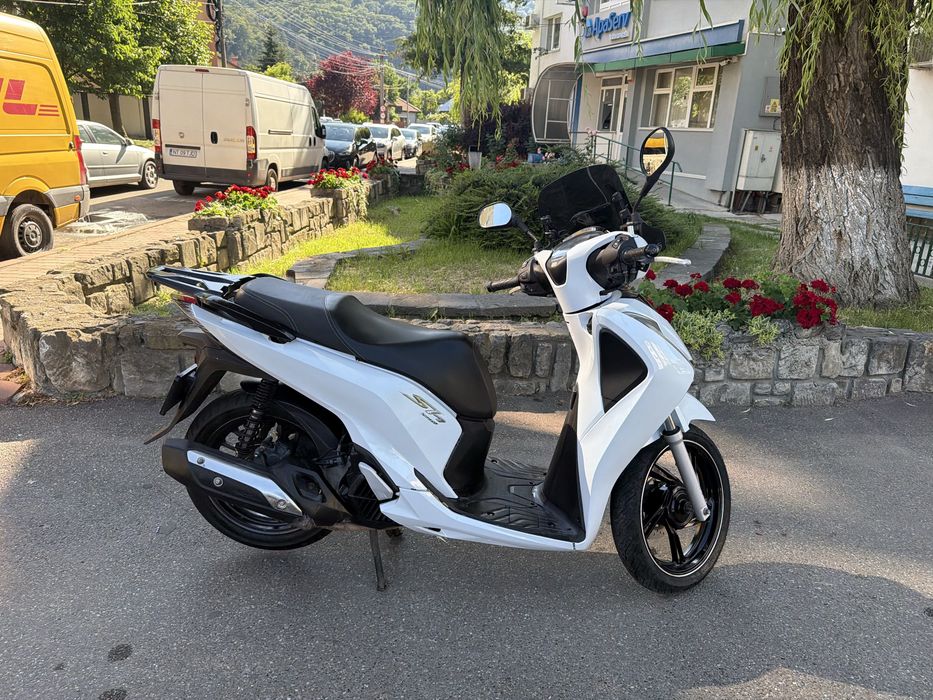 Honda SH 125i Sport