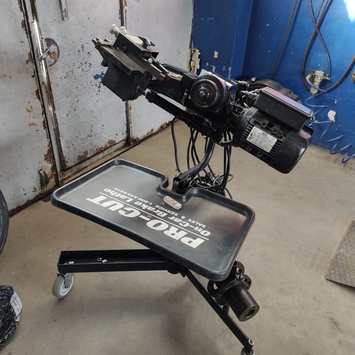 Продава ,може и бартер Pro cut 9.0 машина за изправяне, струговане на