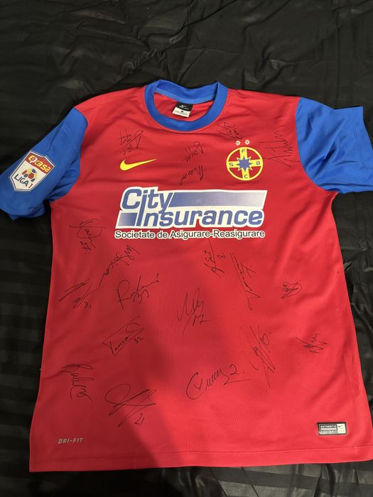 Tricou FCSB semnat