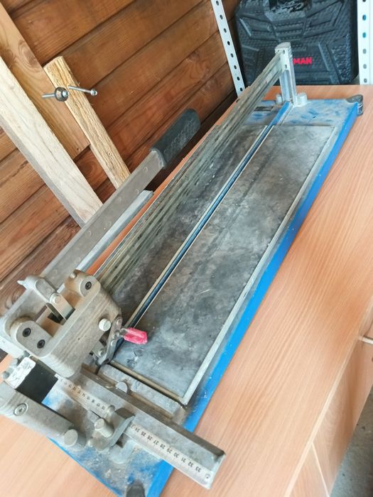 Mașină de gresie topline 630