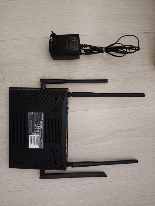 Router Asus AC1200G+