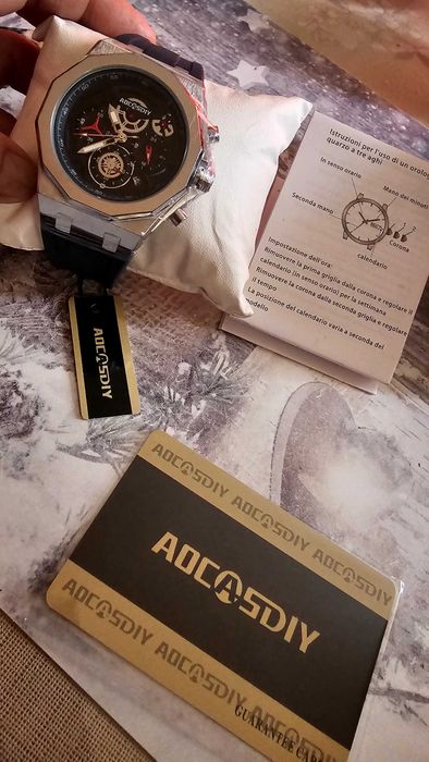 Нов Мъжки стилен и много удобен часовник!