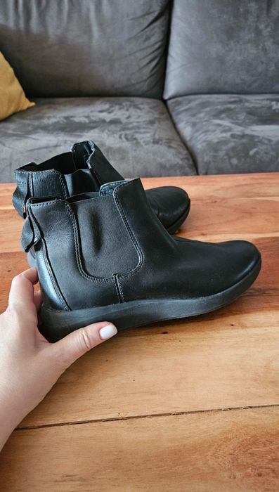 Botine de piele Clarks