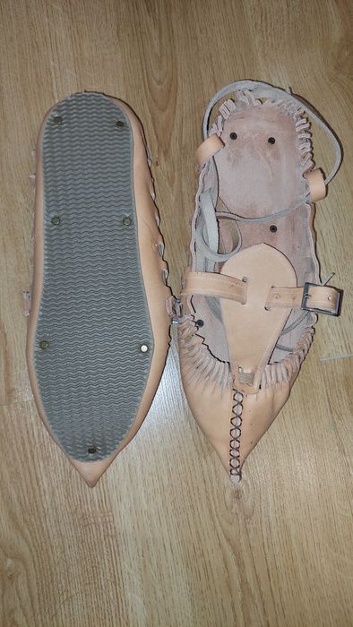 Цървули (естествена кожа)