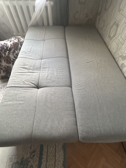 Продам     диван