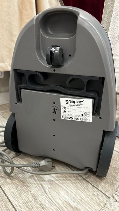 Продамется пылесос zepter