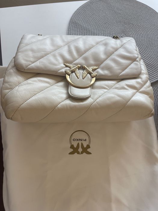 чанта pinko love puff