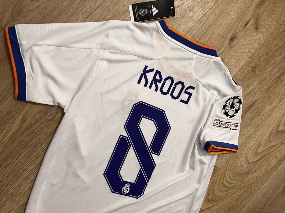 Tricou de fotbal Real Madrid Toni Kroos 8 finala Champions League 2022 Marime M Adidas nou