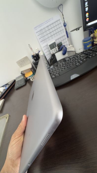 Apple iPad Pro 12.9 inch, 256GB, Wi-Fi + Cellular