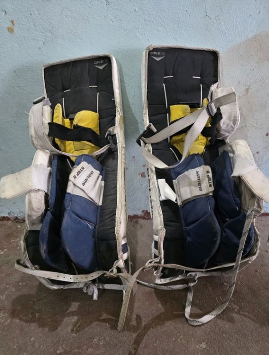 Вратарские щитки BAUER