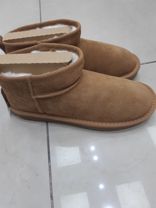 Ghete de iarna,piele intoarsa