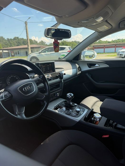 Vând Audi A6 C7 190 cp