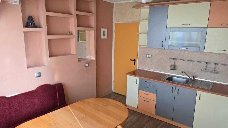 Дава се под наем Тристаен апартамент в Бургас, Братя Миладинови - 100 кв.м за 504.9 € - Снимка #1