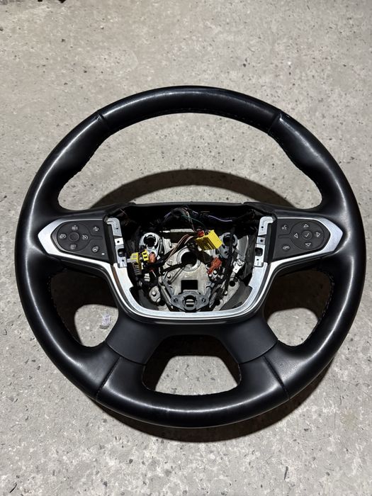 Chevrolet Traverse Руль оригинал