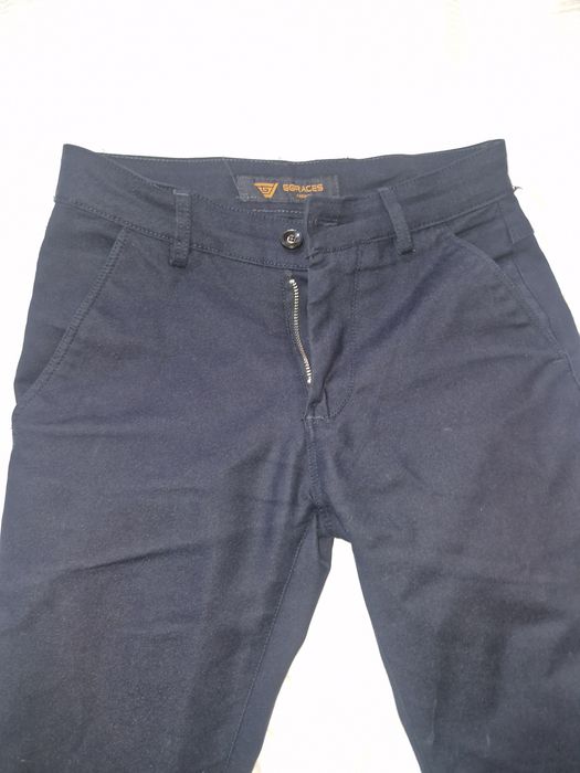 Pantaloni Slim Fit bleumarin pentru bărbați