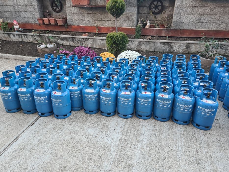 Продавам газови бутилки за кемпер и каравана