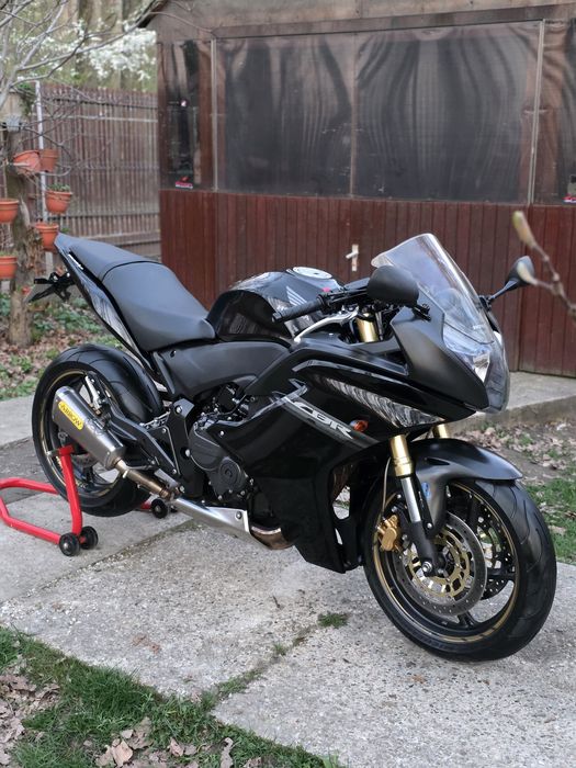 HONDA CBR 600 2011 STARE EXCEPTIONALA  inmatriculat, acte valabile