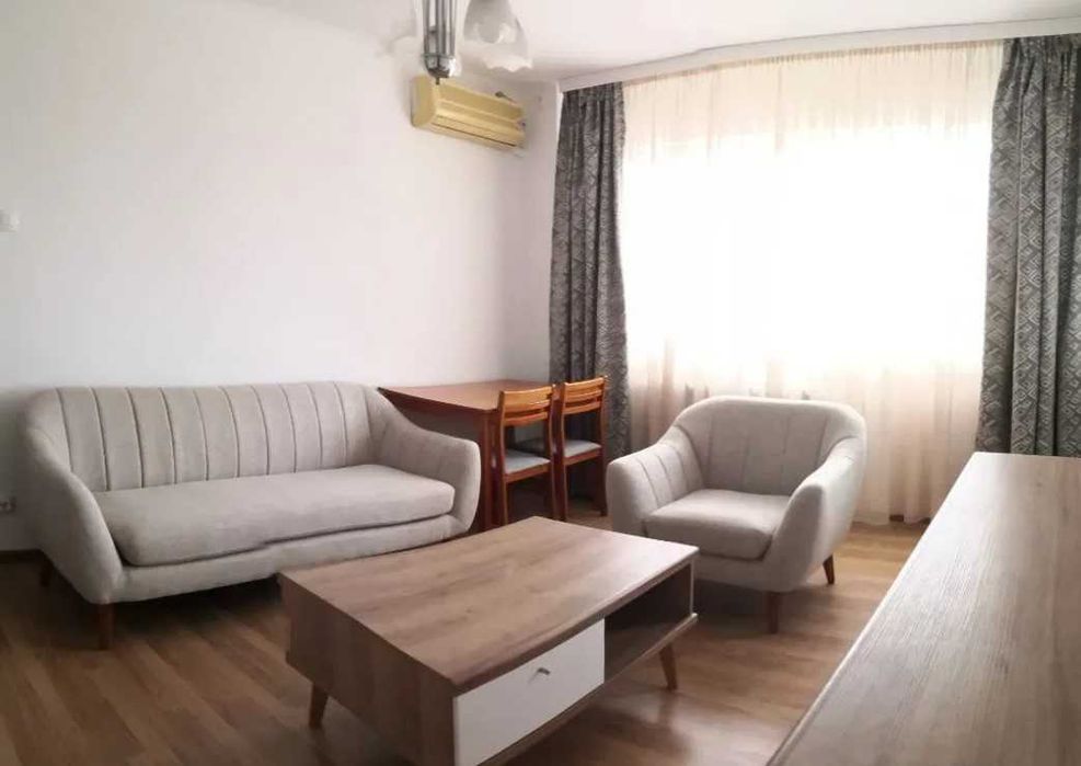 Дава се под наем Двустаен апартамент в Пловдив, Остромила - 65 кв.м за 204 € - Снимка #1