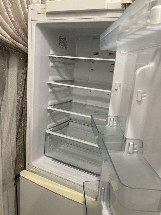 Холодильник Самсунг