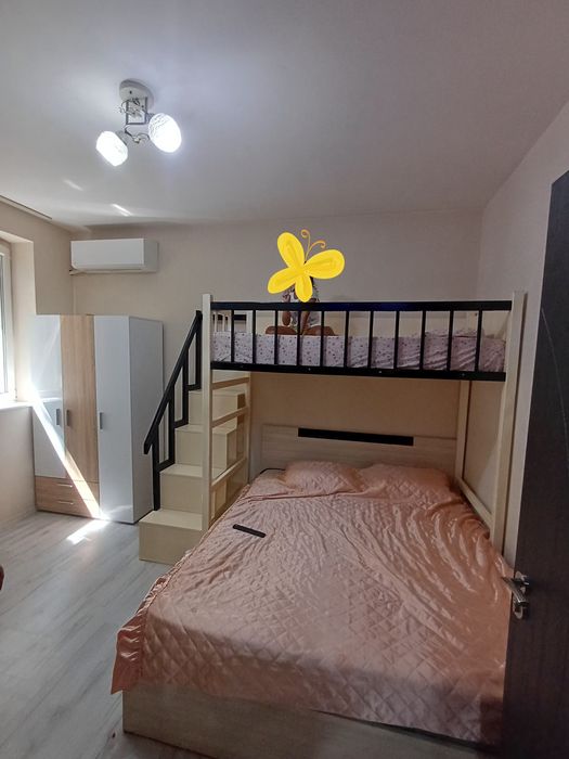 Легло за над спалня