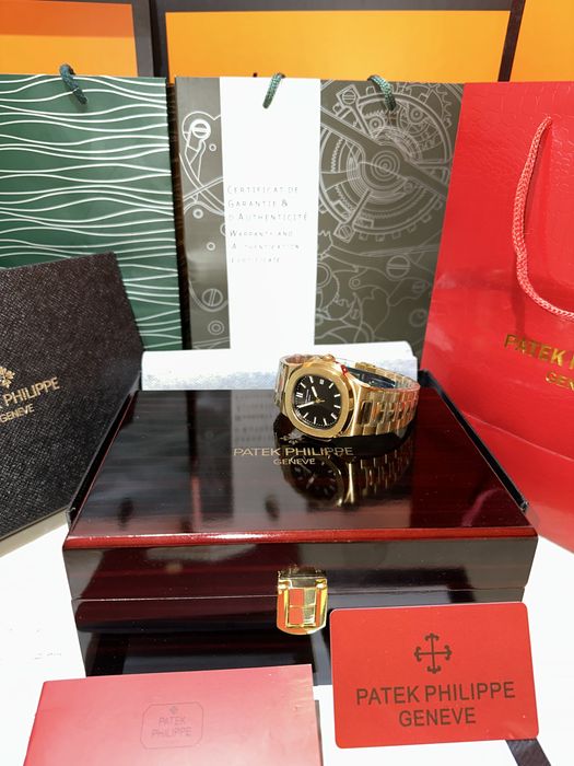 Ceasul Patek Philippe Nautilus Gold