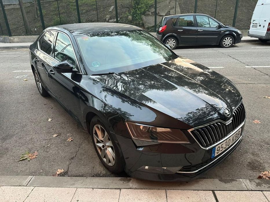 Vând Skoda Superb 2.0d 150cp 2019 Automat Dsg