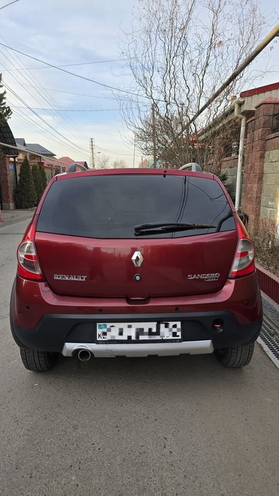 Машина сатылады.