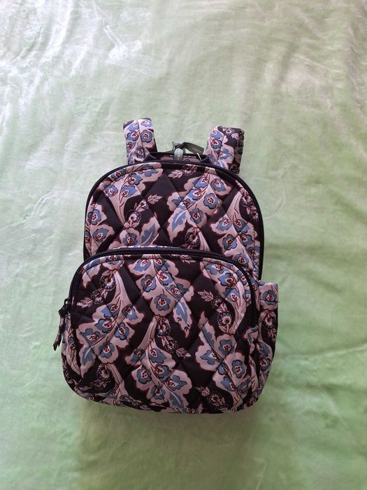 Дамска раница VERA BRADLEY,чисто нова
