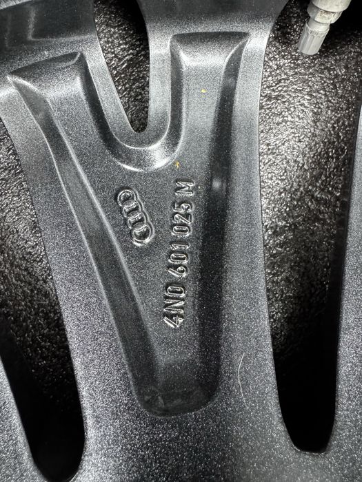 Jante originale Audi A8 S8 pe 20