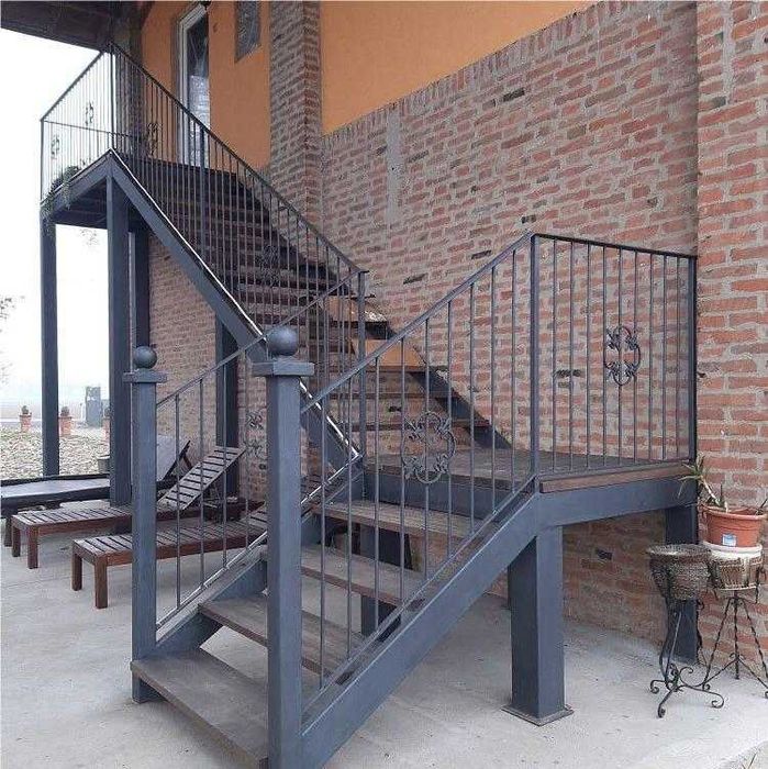 Лестницы металлические