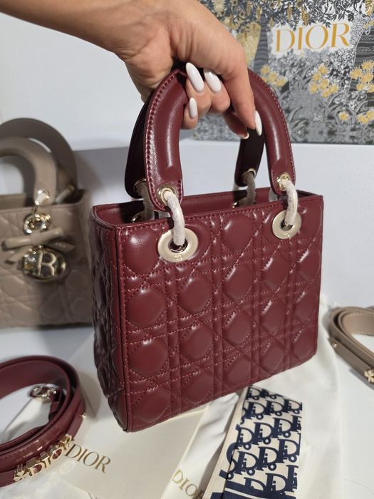 Налична чанта Lady Dior Burgundy