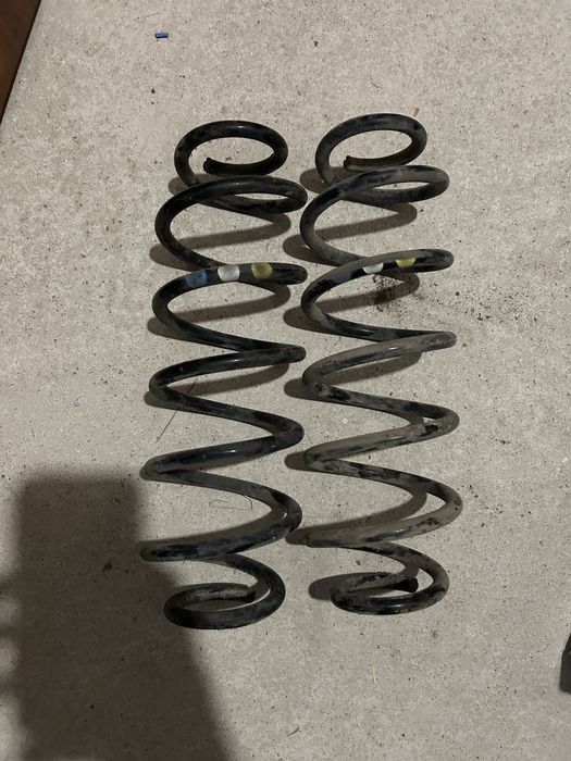 Задни пружини за Пежо 307 хечбек