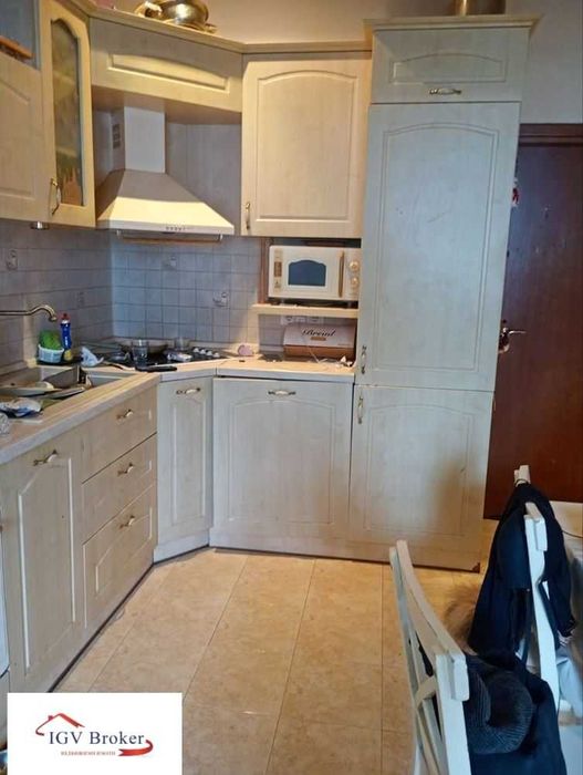 Двустаен апартамент в Центъра