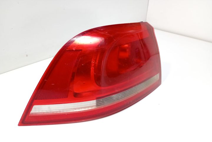 Stop tripla stanga 7P6945095B Volkswagen VW Touareg generatia 2 7P