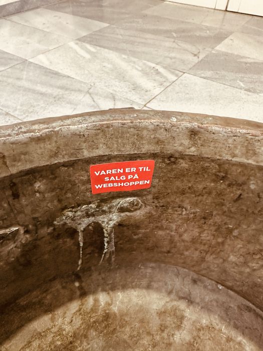 Античен датски меден съд / казан с поставка