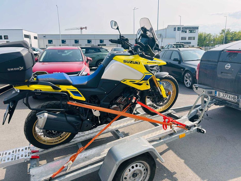 Превоз на мотори с колесар