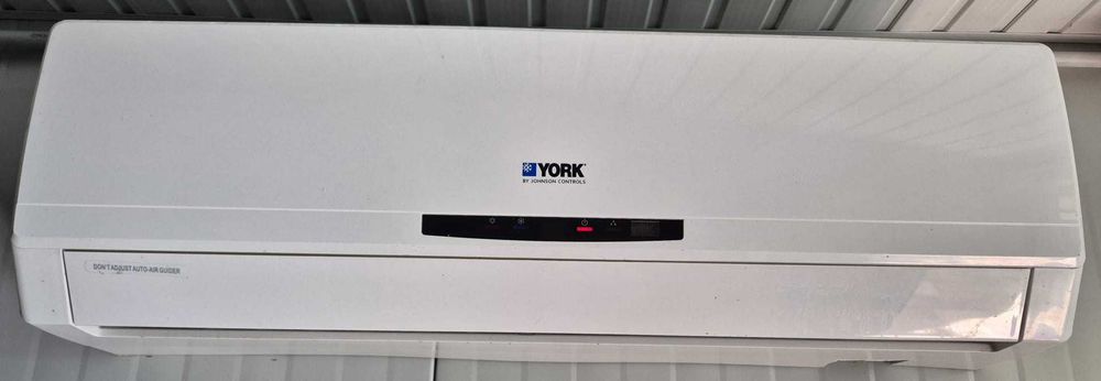Aer Conditionat York model YEHJXH009BAMT-FX