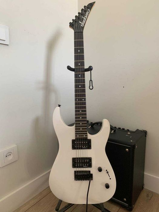 Электрогитара Jackson JS12