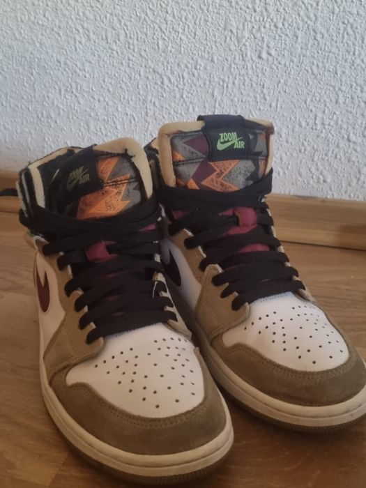 Adidasi  nike jordan