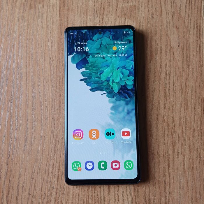 Продаётся Samsung S20 FE 5G