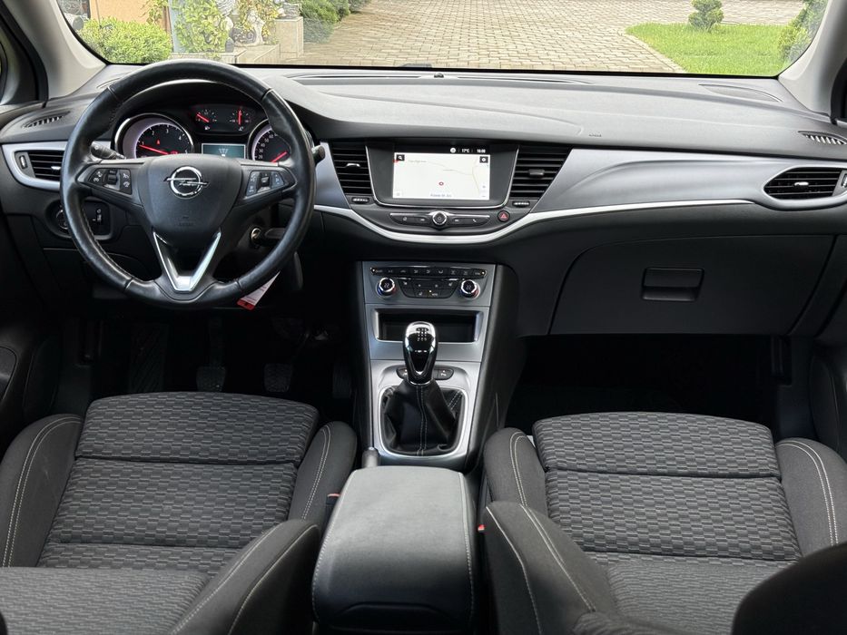 OPEL ASTRA K INNOVATION PLUS 1.6 CDTI 110CP EURO 6 LED MATRIX Rate Fixe Avans 0