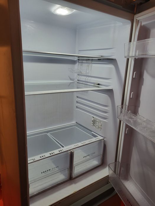 Холодильник сатылады