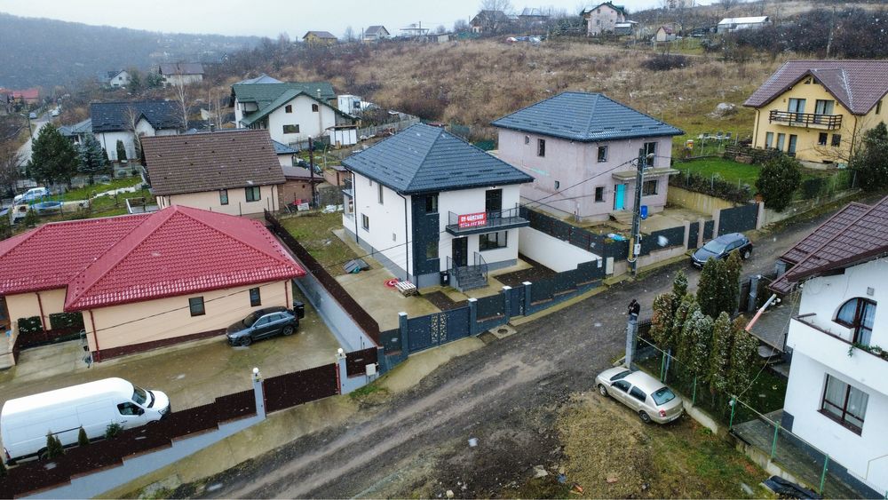 Casă de vânzare - Șoseaua Bârnova Iași