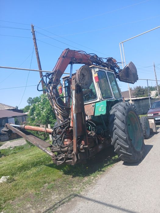 Трактор  погрузочный