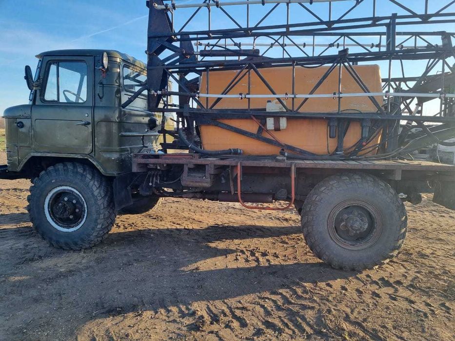 Продается опрыскиватель на базе Газ 66