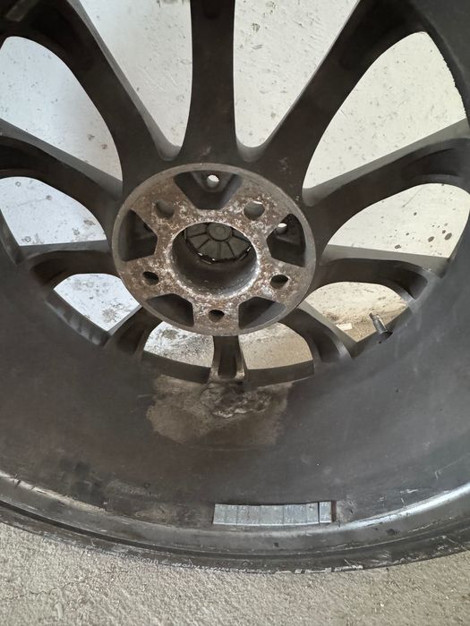 Bmw E60 19 джанти със нови летни гуми…