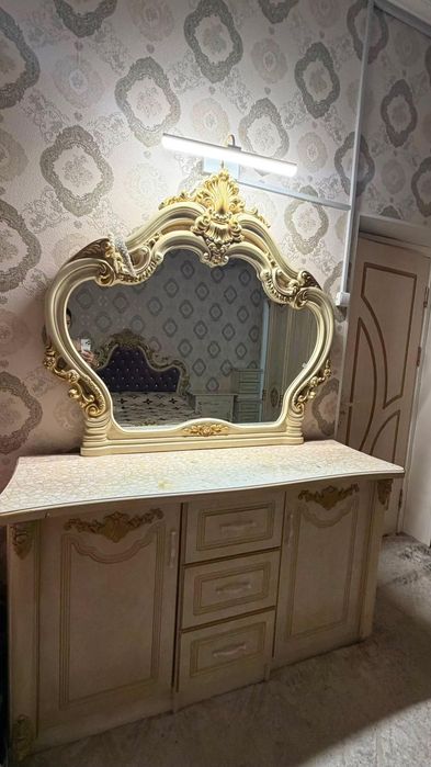 Спальный гарнитур сотилади