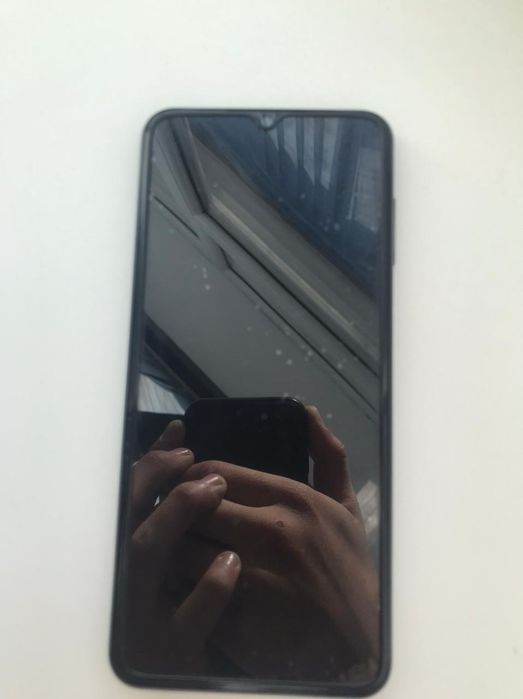 СРОЧНО продается Samsung A 13 почти новый в хорошым состояние