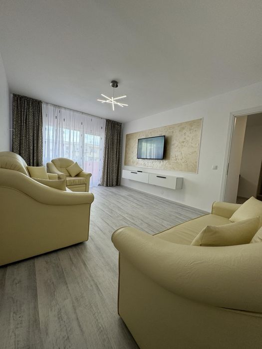 De inchiriat apartament 2 camere decomandat langa biserica albastra l