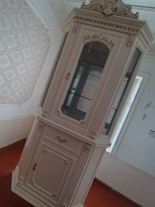 Mexmonxona uchun komod